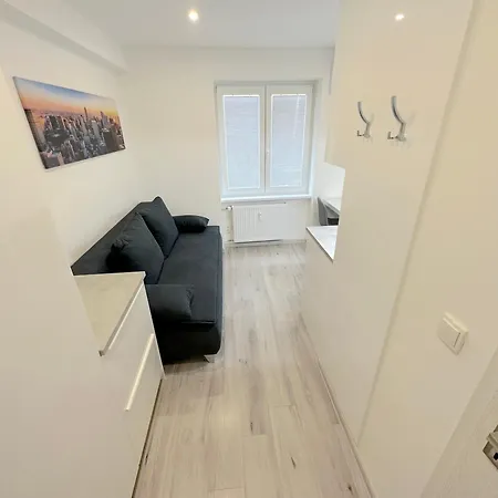 Apartment Krasny - Garzonka V Novom Meste